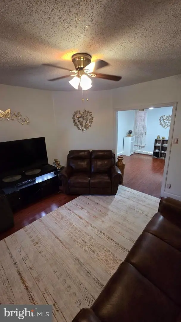 5139 N Hutchinson St, Philadelphia, PA 19141 - #3