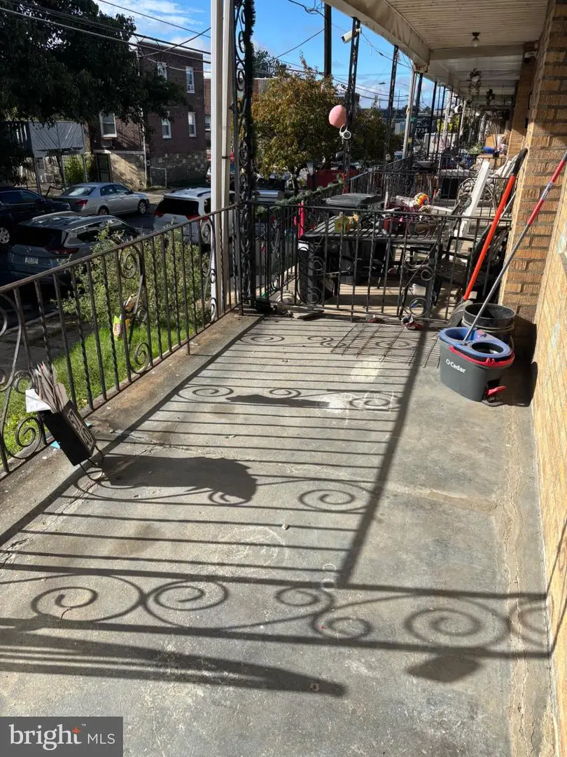 5740 Hegerman St, Philadelphia, PA 19135 - #2