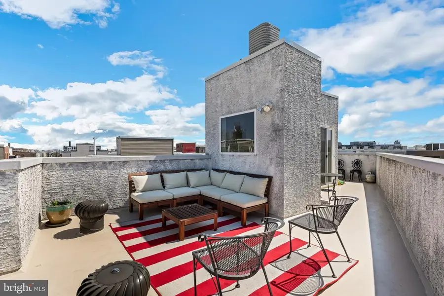 2015 Martha St, Philadelphia, PA 19125 - #2
