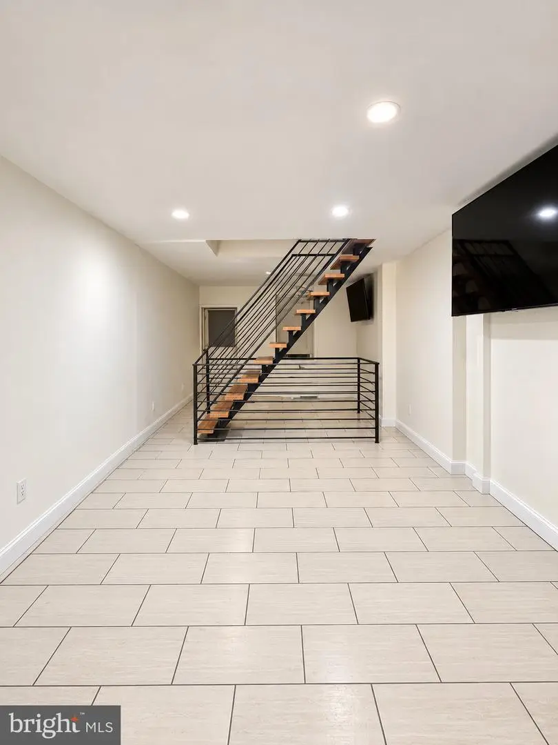 727 N Dekalb St, Philadelphia, PA 19104 - #1