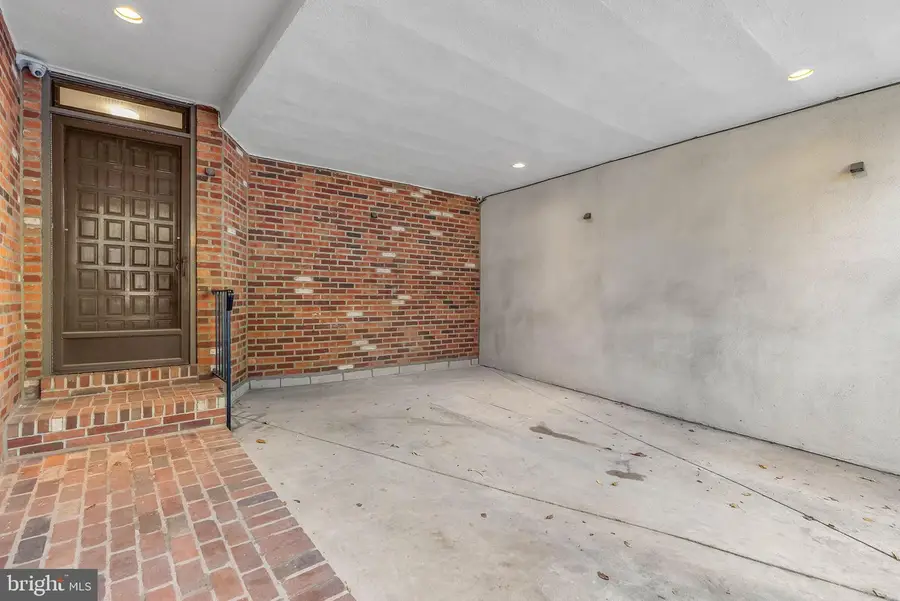 956 S Front St, Philadelphia, PA 19147 - #3