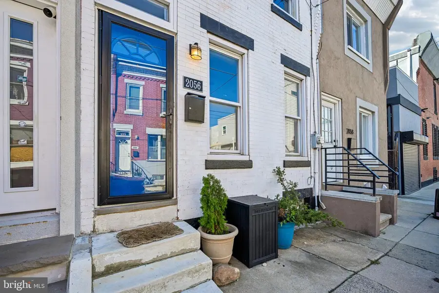 2056 Pierce St, Philadelphia, PA 19145 - #3