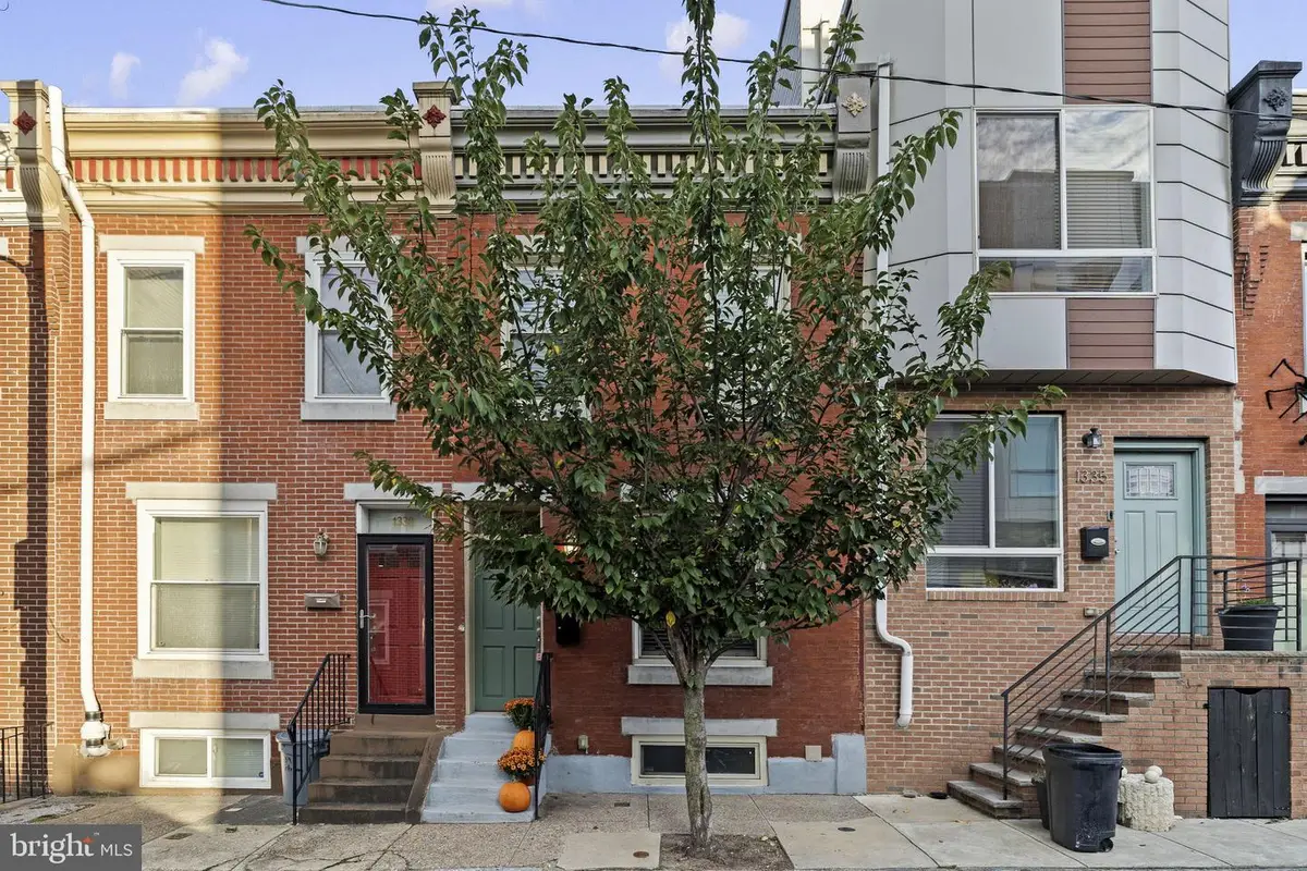 1337 N Myrtlewood St, Philadelphia, PA 19121 - #1
