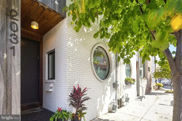 2031 E Firth St, PHILADELPHIA, PA 19125