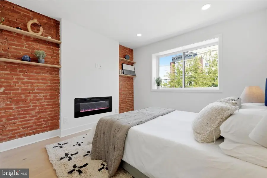 833 Wilder St, Philadelphia, PA 19148 - #3