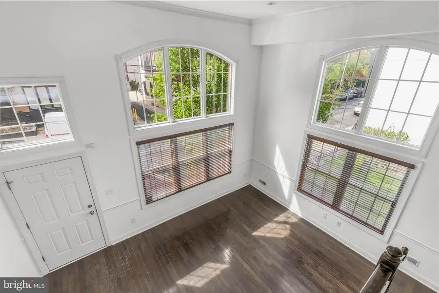 1015 N 3rd St #h, Philadelphia, PA 19123 - #3