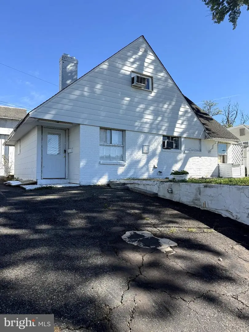 733 Alburger Ave, Philadelphia, PA 19115 - #1