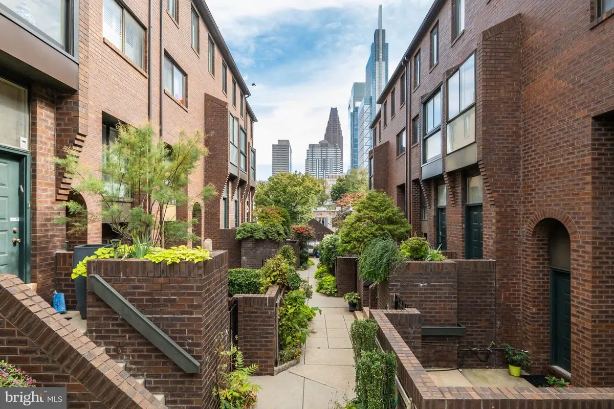100 N 22nd St #122, Philadelphia, PA 19103 - #1
