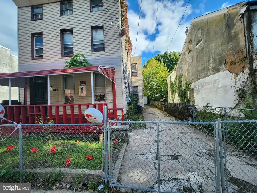214 E Haines St, Philadelphia, PA 19144 - #2