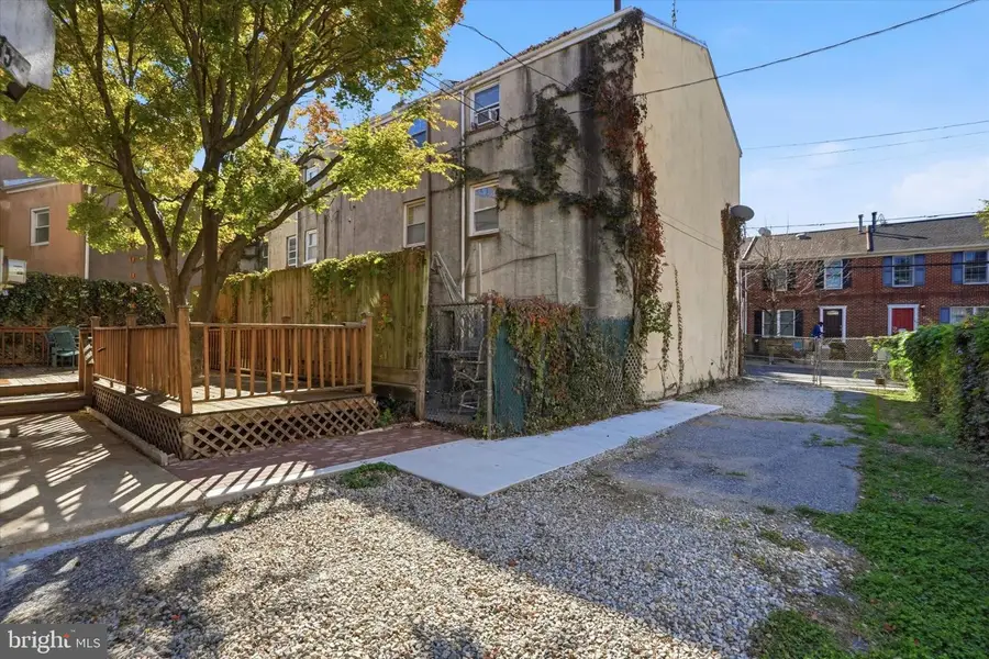 335 -337 Poplar St, Philadelphia, PA 19123 - #2