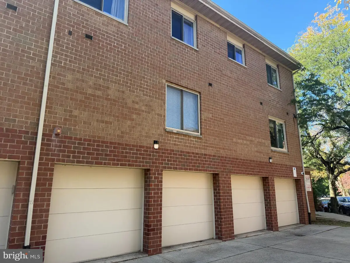 2801 Pennsylvania Ave #a202, Philadelphia, PA 19130 - #1