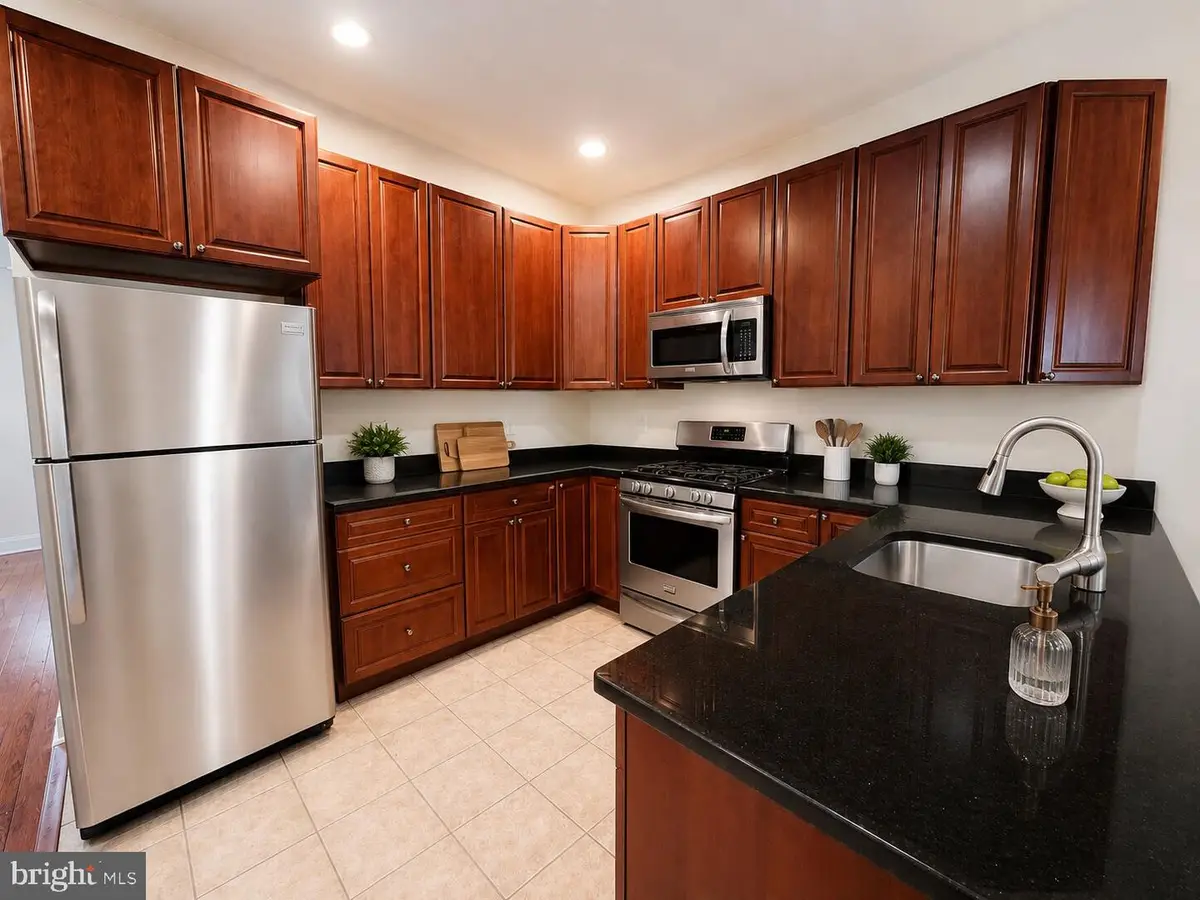 1912 N 17th St, Philadelphia, PA 19121 - #1