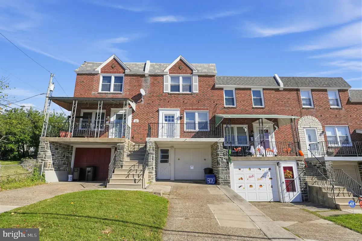 327 Righter St, Philadelphia, PA 19128 - #1