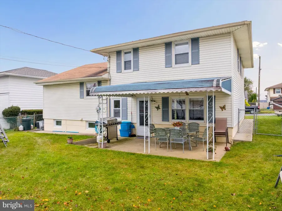 9728 Portis Rd, Philadelphia, PA 19115 - #2