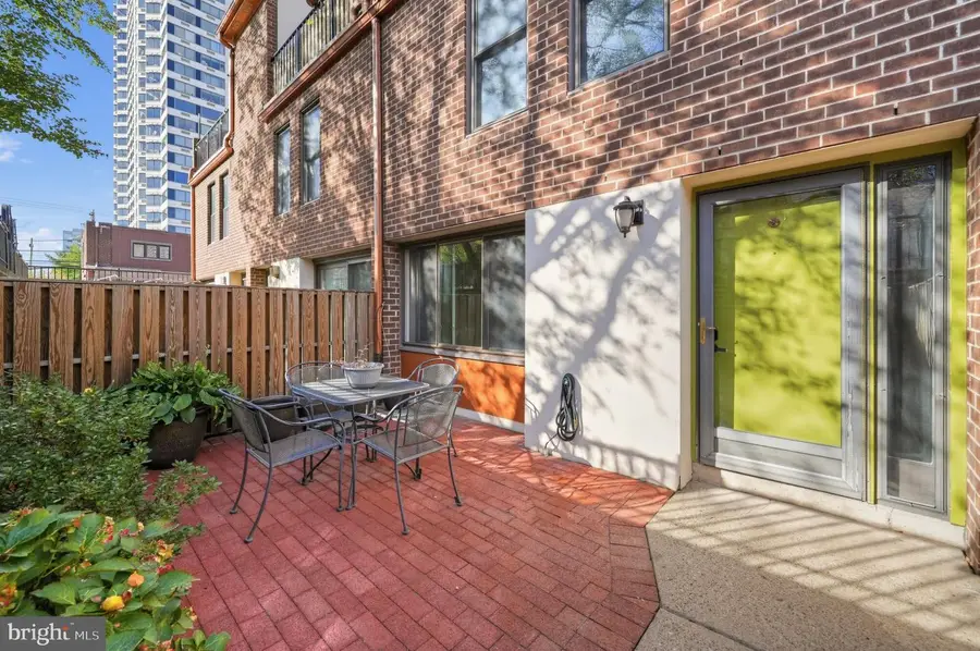 1923 Hamilton St, Philadelphia, PA 19130 - #2