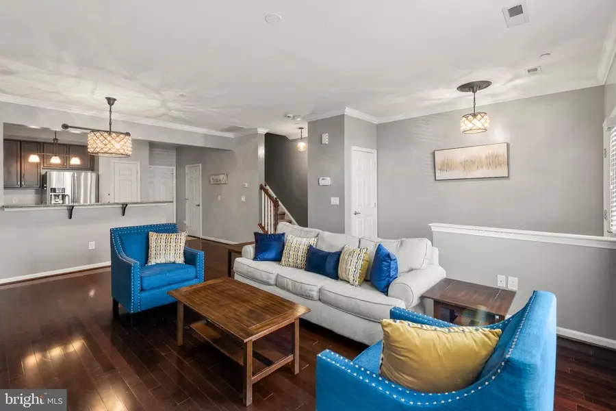 4463 Driftwood Dr #123, Philadelphia, PA 19129 - #3