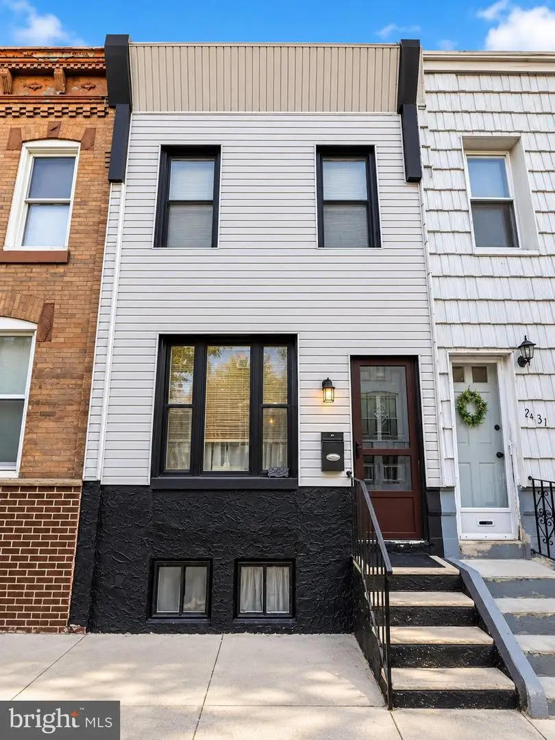 2429 S Alder St, Philadelphia, PA 19148 - #1