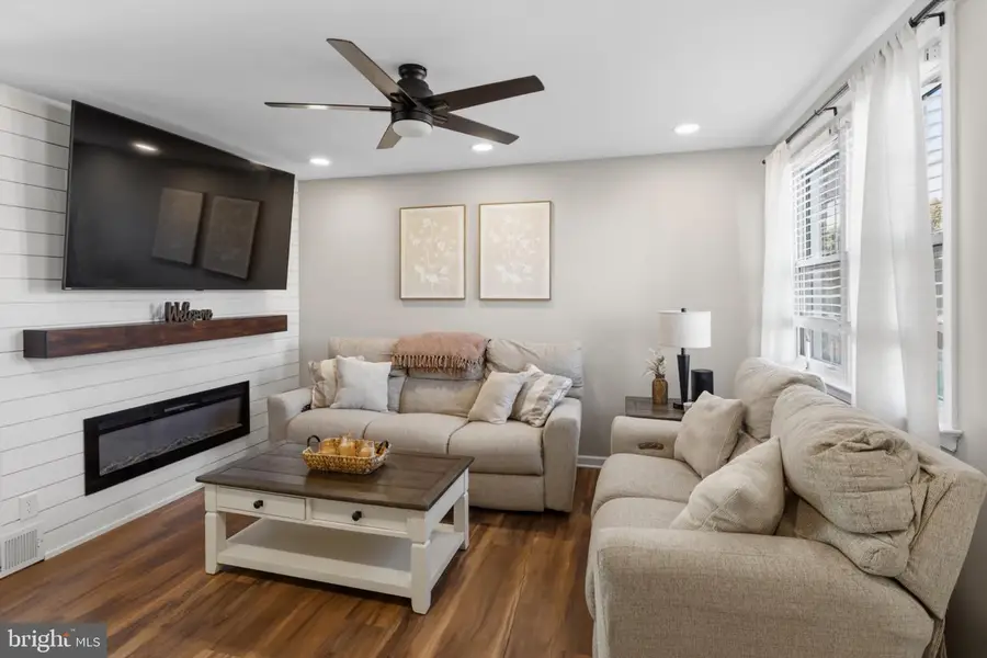 4379 Salmon St, Philadelphia, PA 19137 - #3