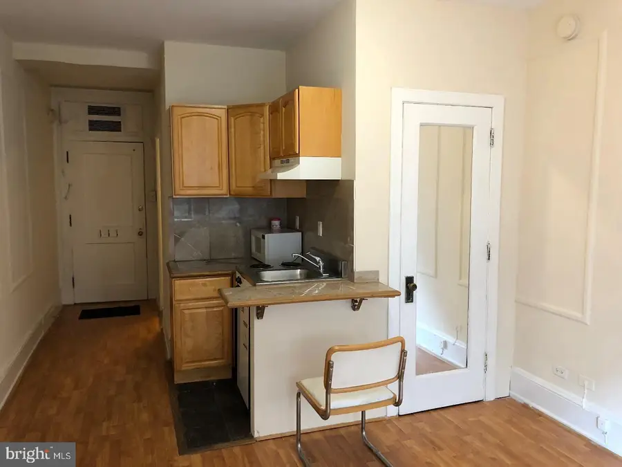 1324 Locust St #1228, Philadelphia, PA 19107 - #3