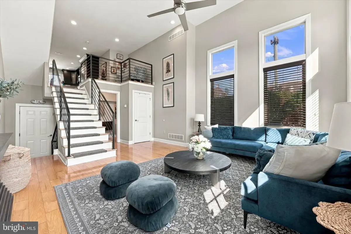 450 Roxborough Ave, Philadelphia, PA 19128 - #1