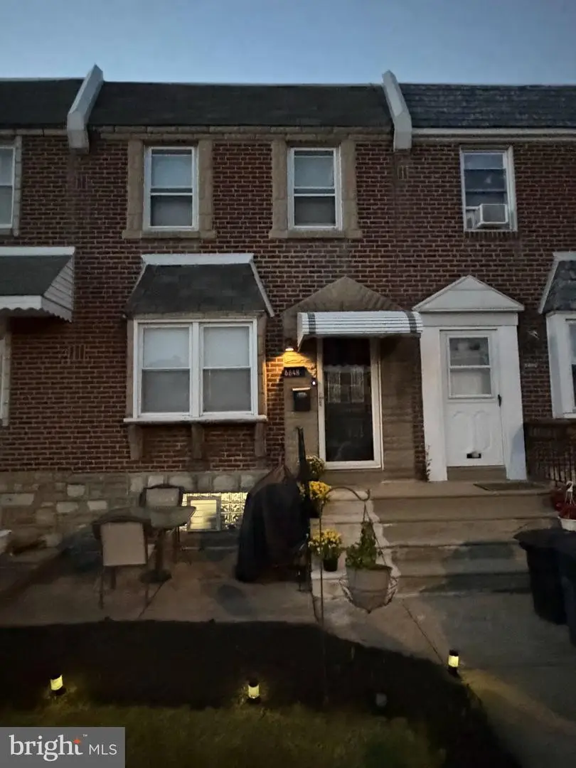 6648 Algard St, Philadelphia, PA 19135 - #1