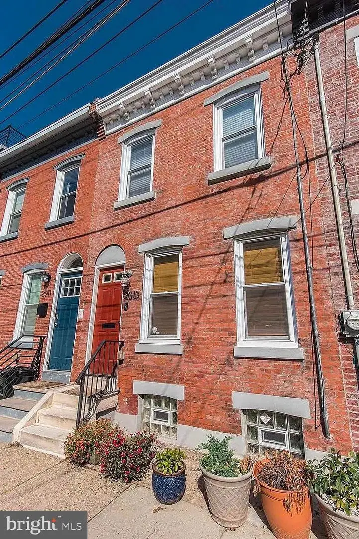 2013 E Fletcher St, Philadelphia, PA 19125 - #1