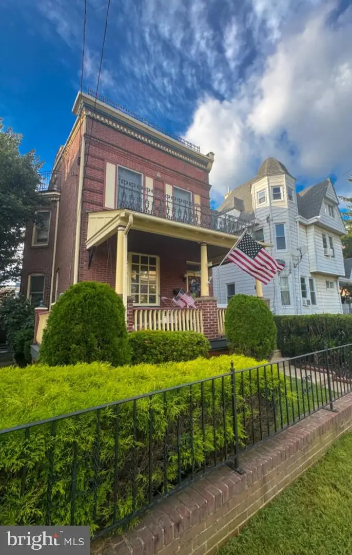 6940 Hegerman St, Philadelphia, PA 19135 - #2