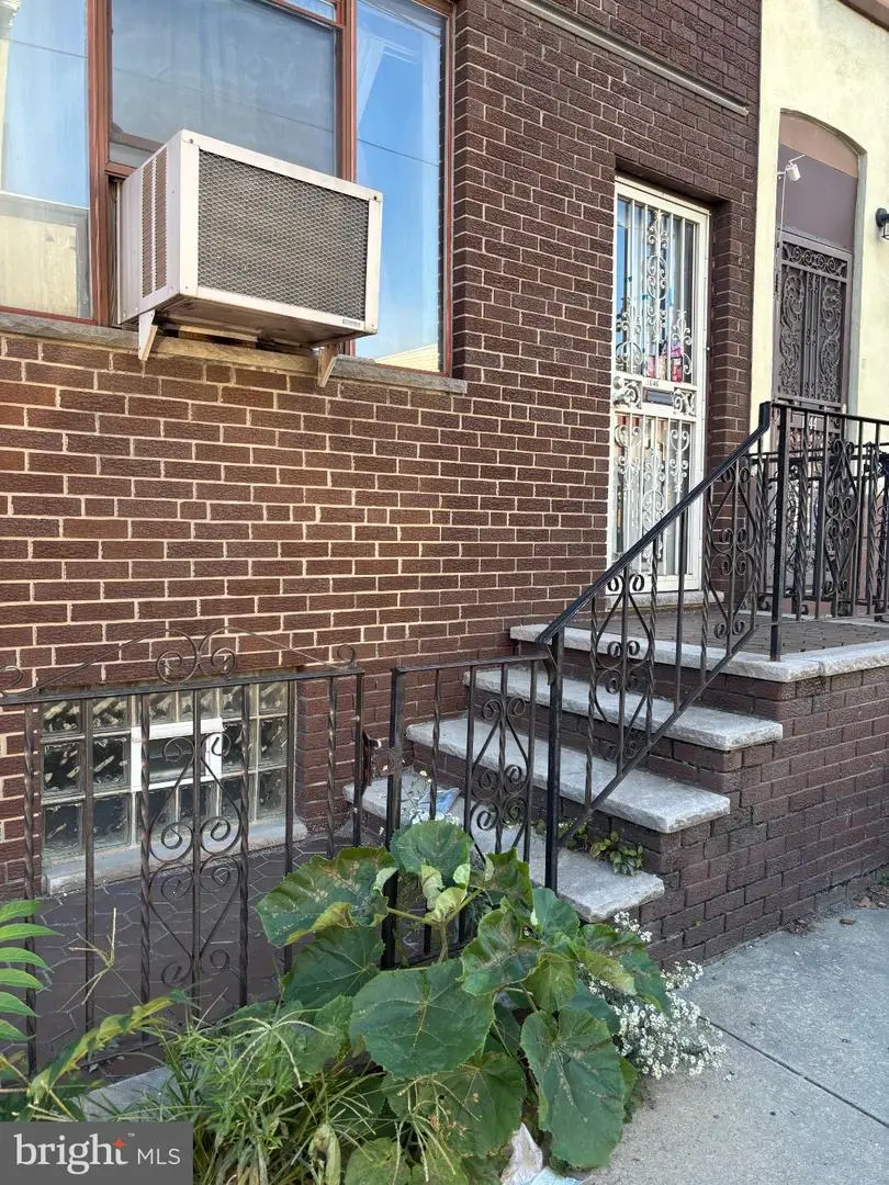 1646 S 16th St, Philadelphia, PA 19145 - #2
