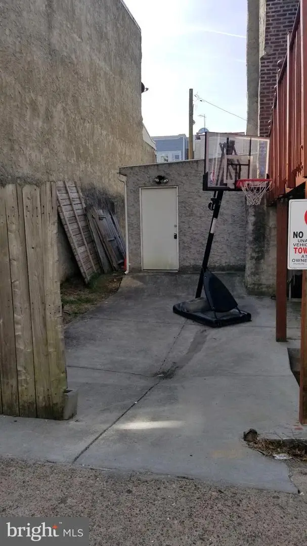 5389 Hazelhurst St, Philadelphia, PA 19131 - Image #3