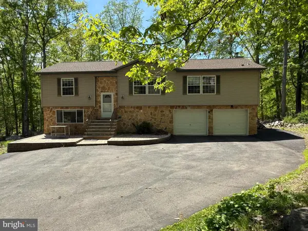 6486 Decker Dr, BUSHKILL, PA 18324