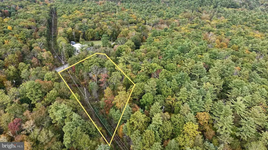 00 Park Rd, Dingmans Ferry, PA 18328 - Image #3