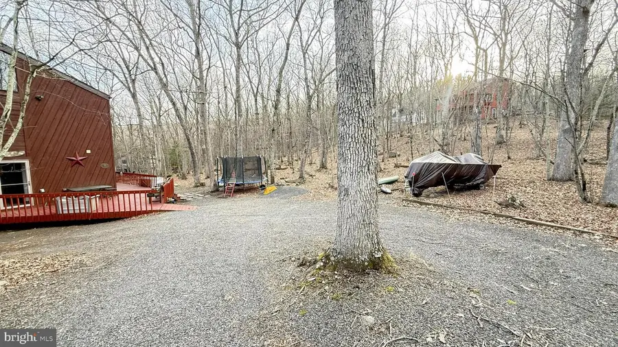 5933 Decker, Bushkill, PA 18324 - #3