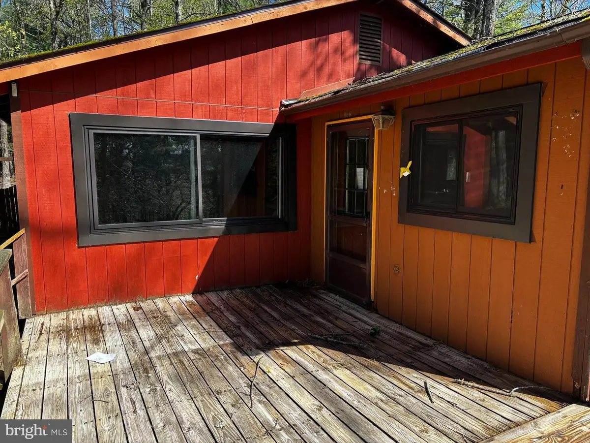 209 Parkers Glen Rd #pa 18458, Shohola, PA 18458 - #1