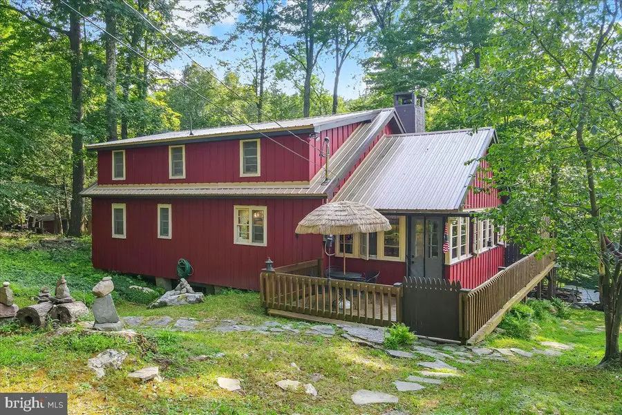 112 Beechwood Cove Rd, Greentown, PA 18426 - #2