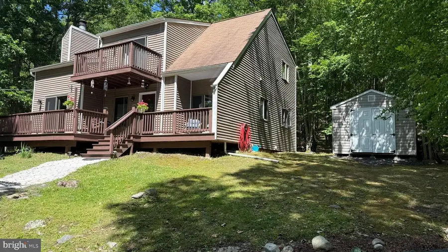 4271 Winchester Way, Bushkill, PA 18324 - #2