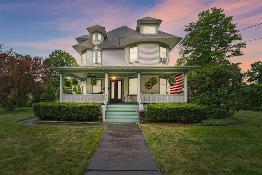206 W Ann St, Milford, PA 18337 - #3