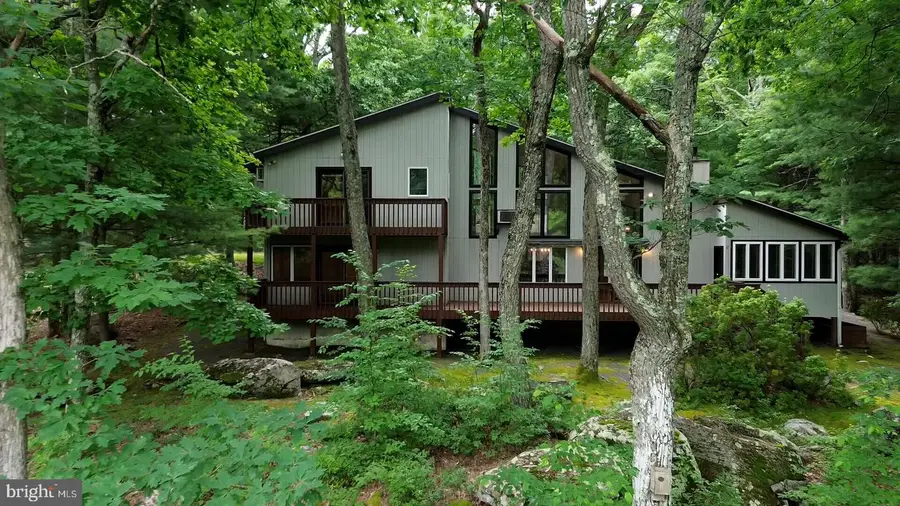 124 Whippletree Ln, Lords Valley, PA 18428 - #2