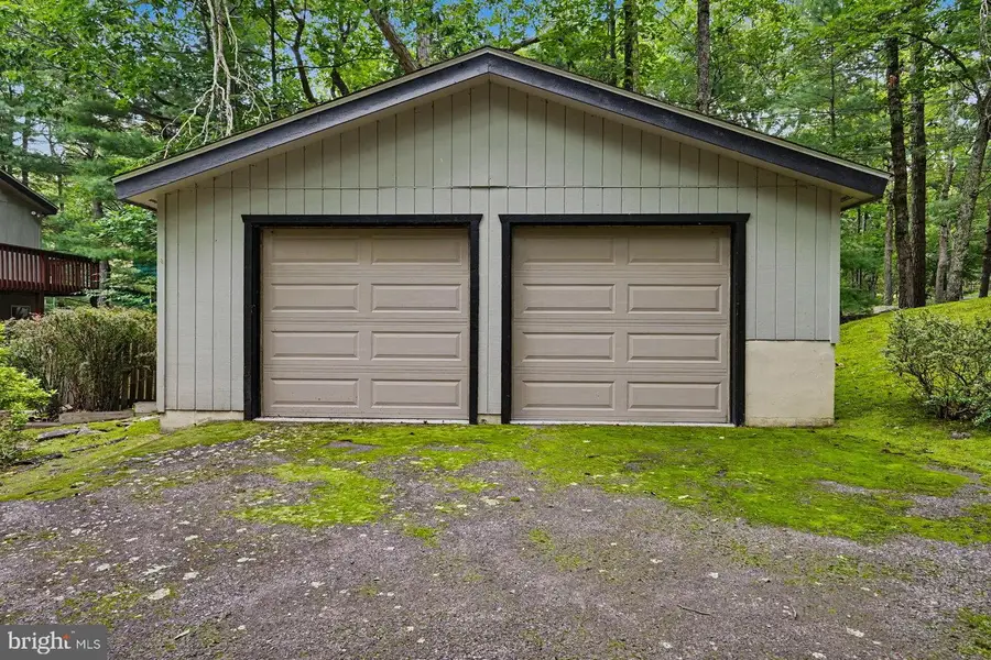 124 Whippletree Ln, Lords Valley, PA 18428 - #3