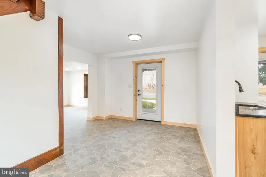 892 Owl Hollow Rd, Millerstown, PA 17062 - Image #3