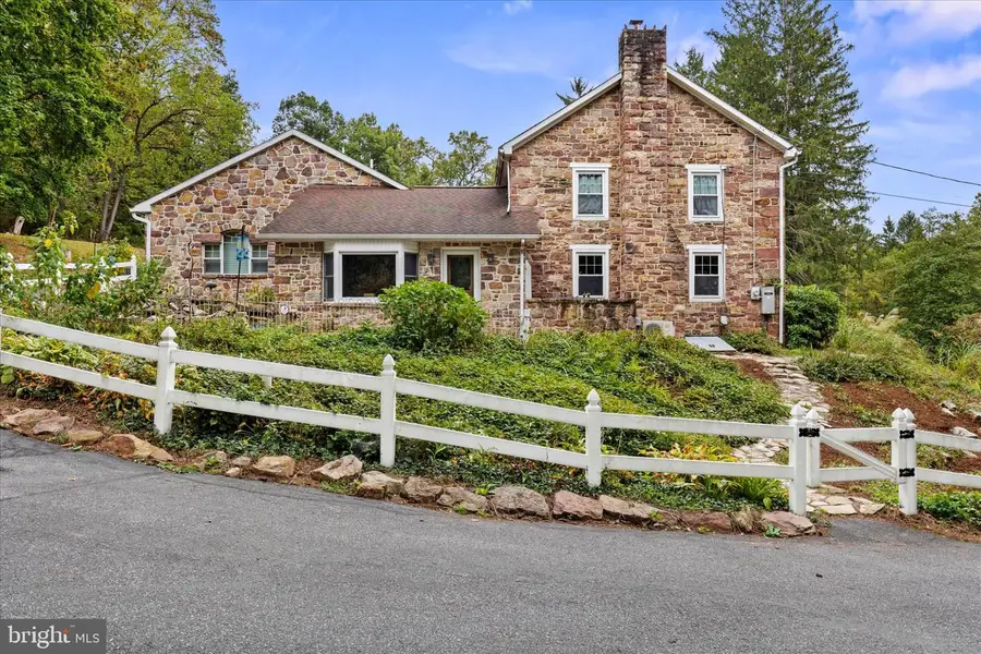 875 Valley Rd, Marysville, PA 17053 - Image #3