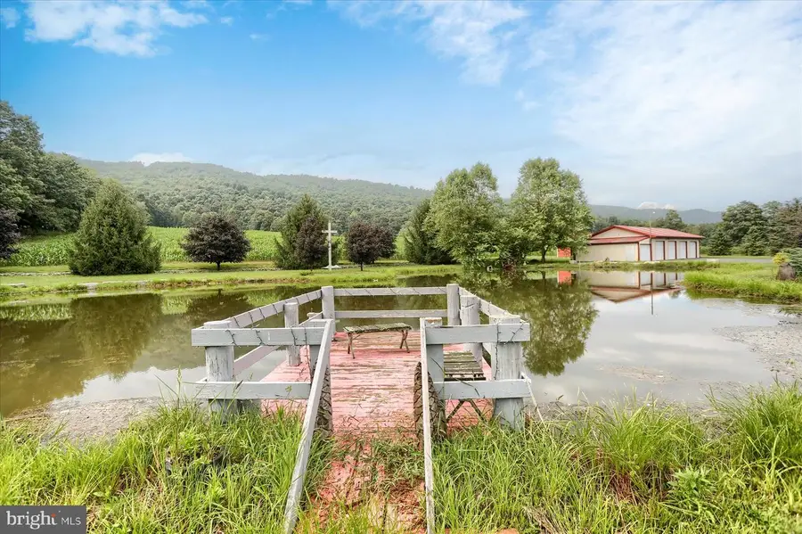 7345 Horse Valley Rd, East Waterford, PA 17021 - Image #2