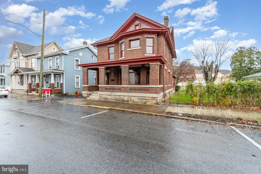 137 N 2nd St, Newport, PA 17074 - Image #3