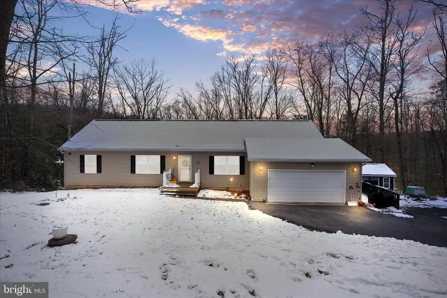 1565 Fox Hollow Rd, Shermans Dale, PA 17090 - Image #2