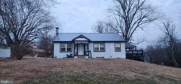 3370 Valley Rd, MARYSVILLE, PA 17053