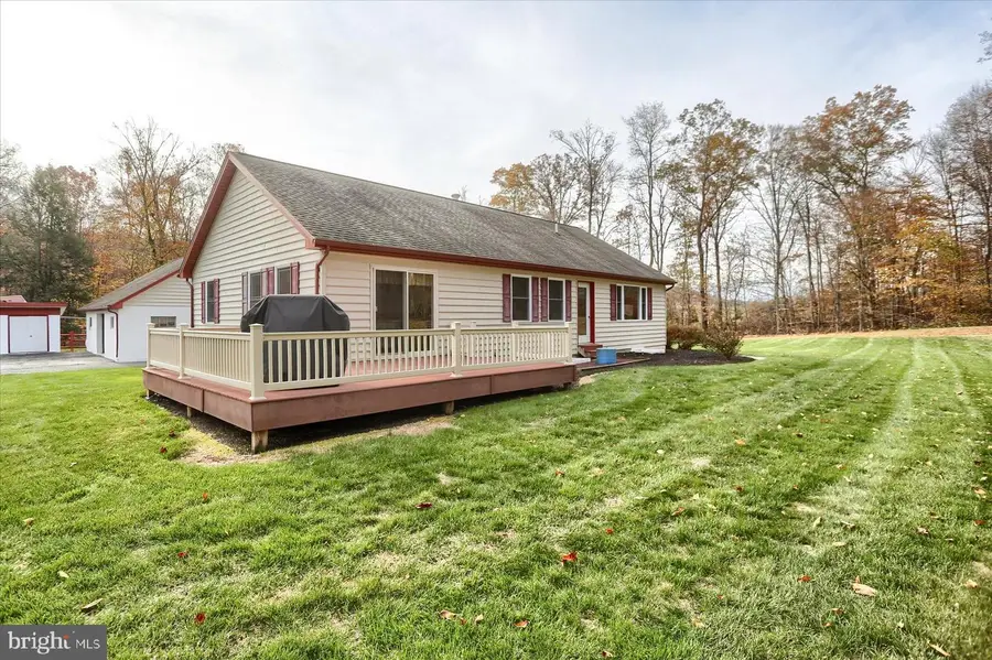 7504 Raccoon Valley Rd, Millerstown, PA 17062 - Image #2