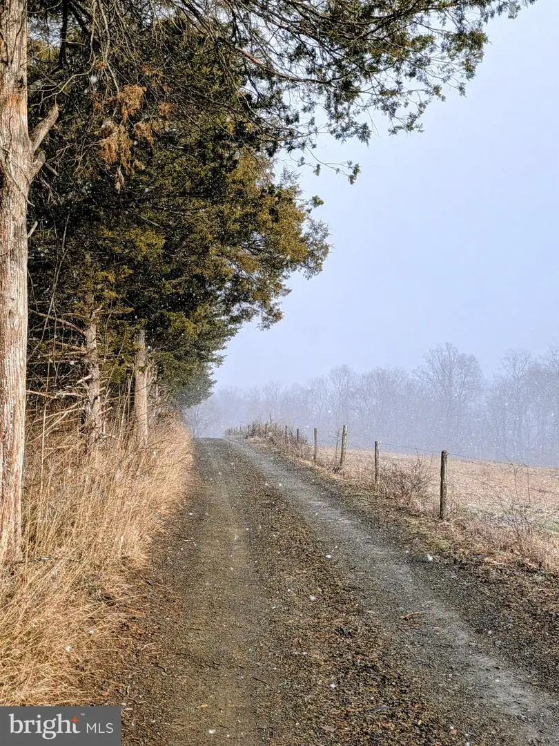 651 Bamboo Ln, Loysville, PA 17047 - Image #2