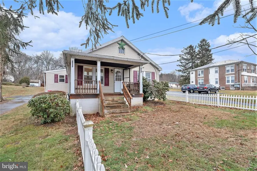 825 N Lincoln St, Duncannon, PA 17020 - Image #2