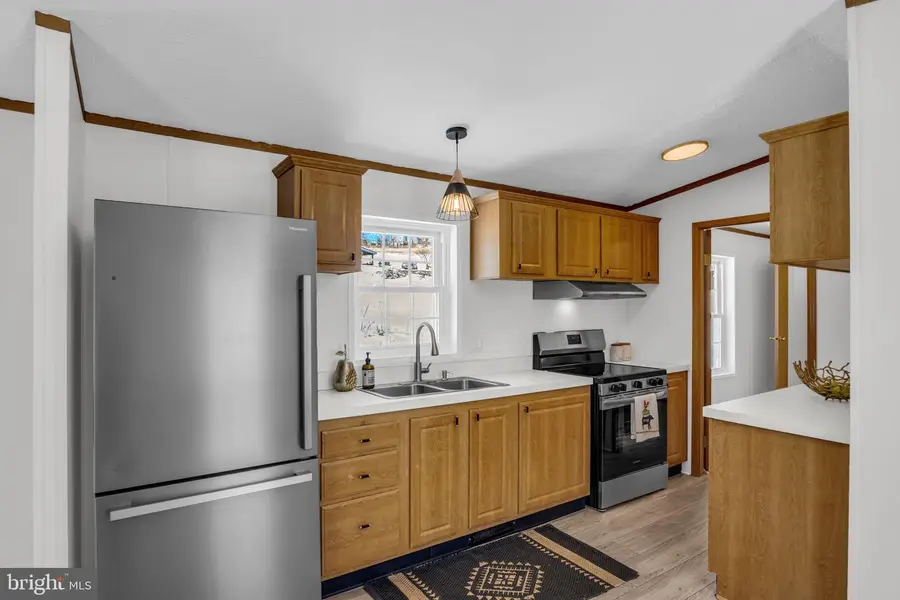 821 Windy Hill Rd, Shermans Dale, PA 17090 - Image #2