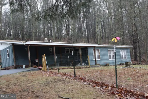 295 Greenbriar Rd, ELLIOTTSBURG, PA 17024