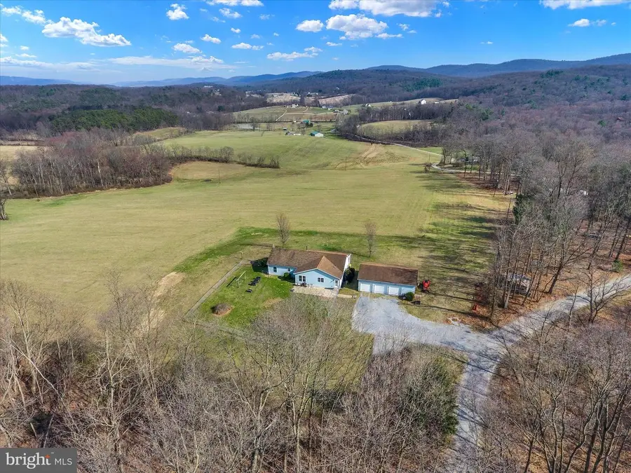 203 Pisgah Hill Rd, Shermans Dale, PA 17090 - #2